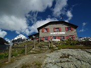  Al Rifugio Quinto Alpini  (2877 m) con traversata al Rif. Pizzini dal Passo Zebrù (3001 m) e discesa al Rif. Forni (2178 m)  - FOTOGALLERY